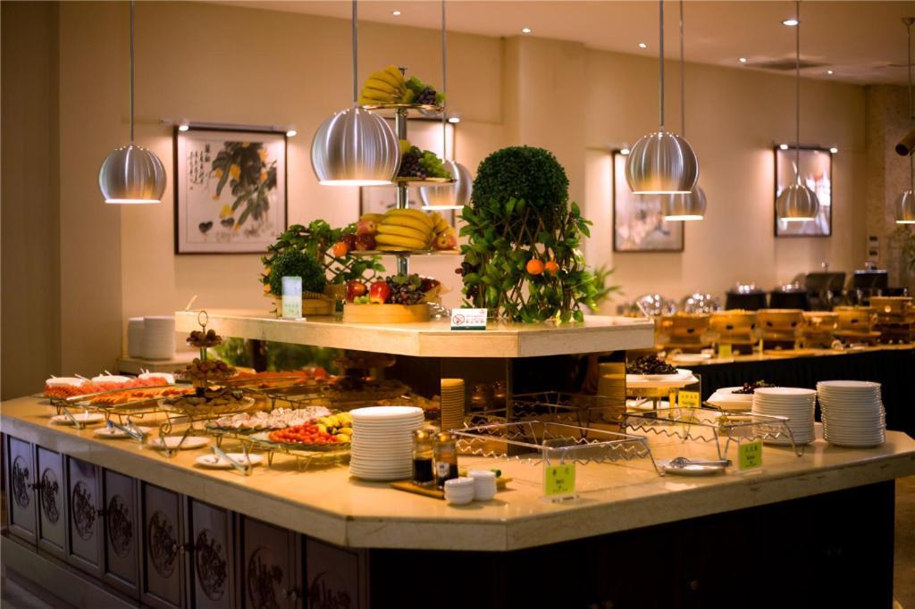 Sanjiang Grand Hotel Vientiane Bagian luar foto