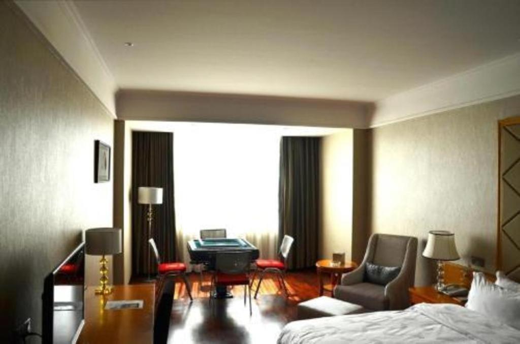 Sanjiang Grand Hotel Vientiane Bagian luar foto