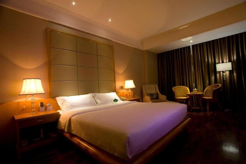 Sanjiang Grand Hotel Vientiane Bagian luar foto