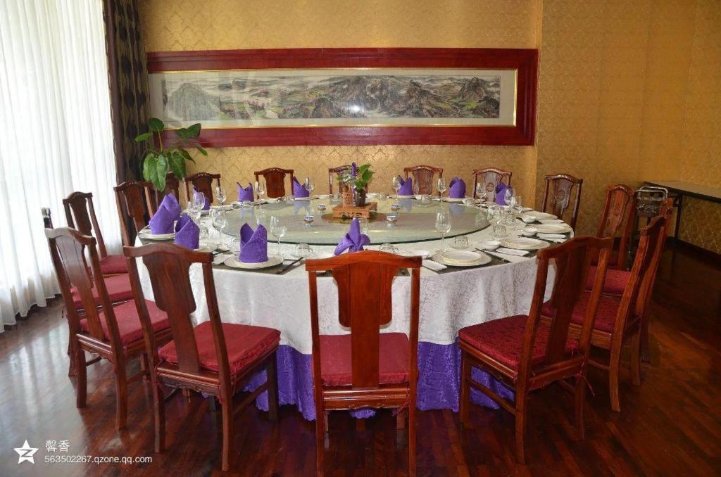 Sanjiang Grand Hotel Vientiane Bagian luar foto