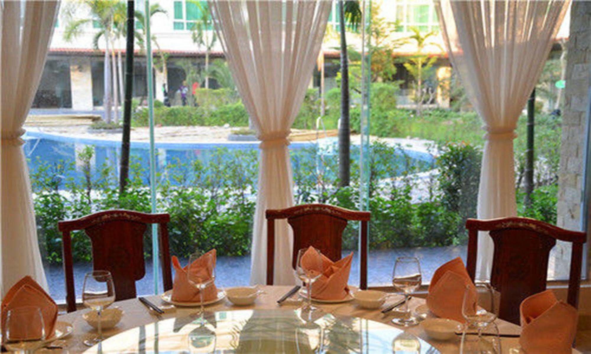 Sanjiang Grand Hotel Vientiane Bagian luar foto